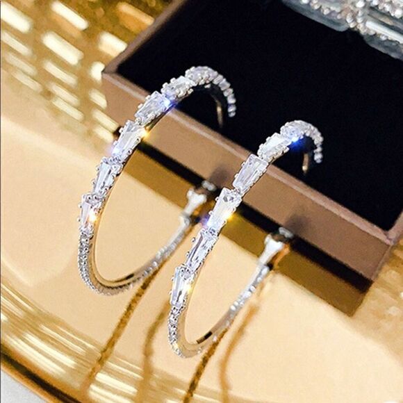 ✨ New sparkling silver CZ hoops ✨ - Picture 3 of 7